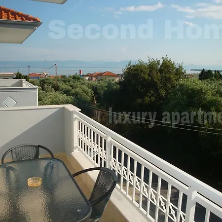 Second * Σκάλα Σωτήρος