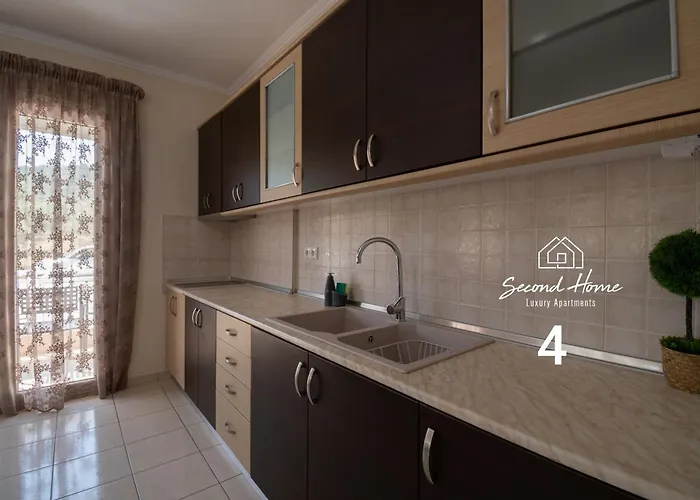 第二个家公寓 *