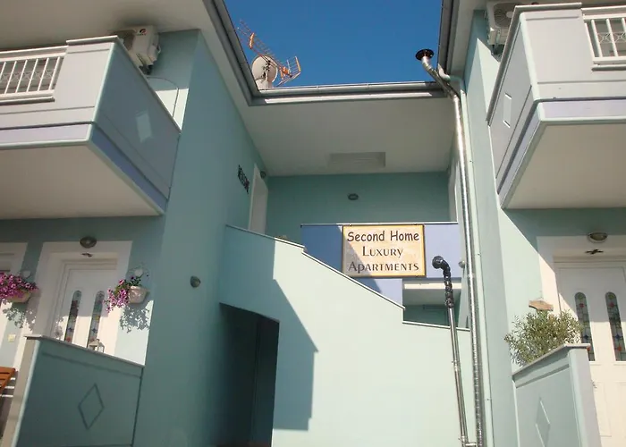 公寓 第二个家公寓 斯卡拉索提罗斯