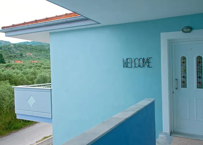 第二个家公寓 * 斯卡拉索提罗斯